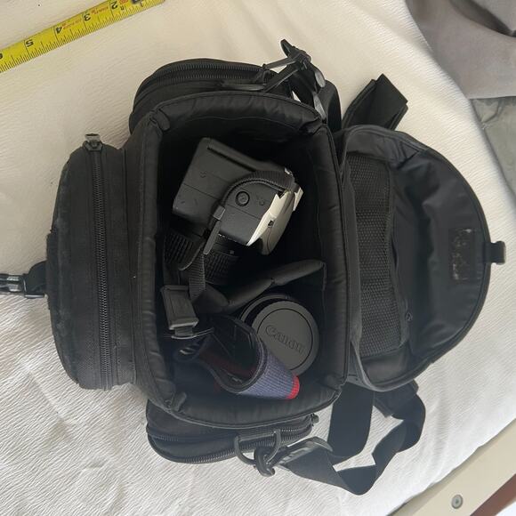 Canon EOS Rebel/2000 EOS/300 With Zoom Lens 80-200mm - Picture 5 of 11